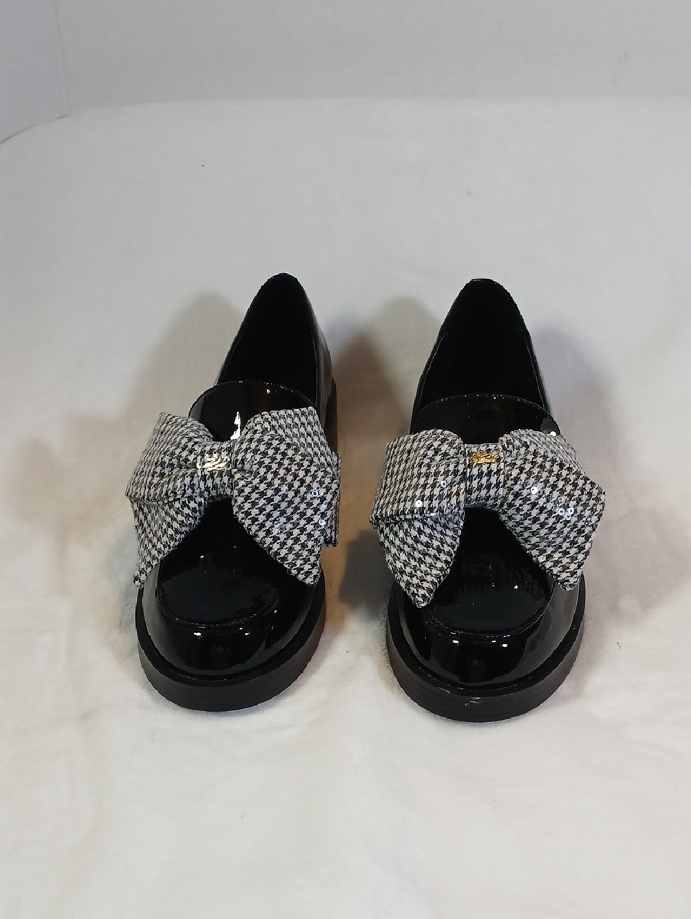 Karl Lagerfeld Camillia Bow Slip-On Loafer Sz 9